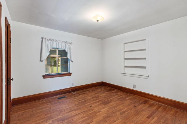 906 Park Avenue, NW, Cleveland, TN 37311