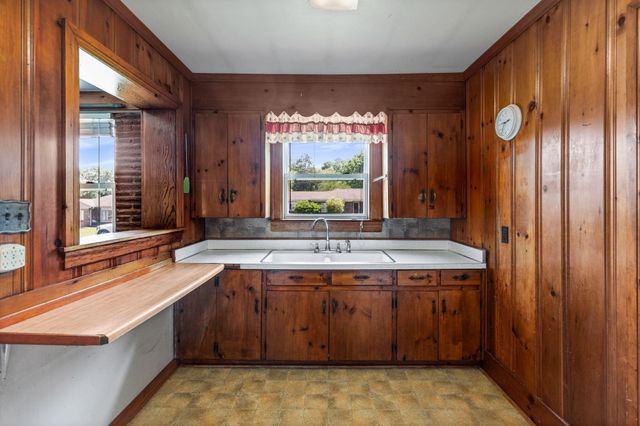 906 Park Avenue, NW, Cleveland, TN 37311