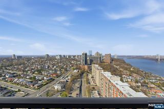 6 Horizon 2809, Fort Lee, NJ 07024