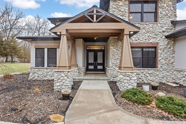 3684 Crippen Court NE, North Liberty, IA 52317