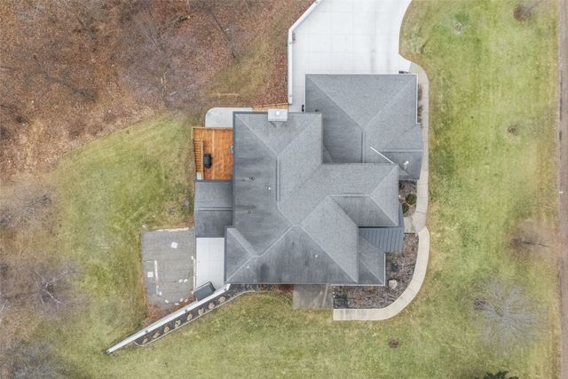 3684 Crippen Court NE, North Liberty, IA 52317