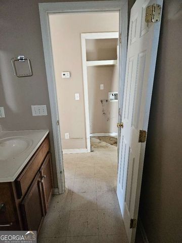 107 Flint 40, Fitzgerald, GA 31750