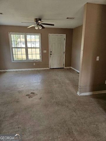 107 Flint 40, Fitzgerald, GA 31750