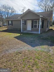 107 Flint 40, Fitzgerald, GA 31750