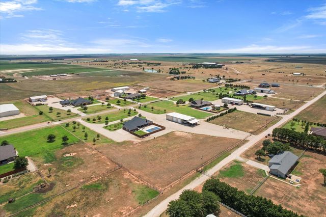 1026 Willow Road, Wilson, TX 79381