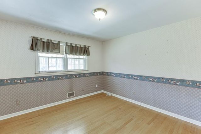 1301 Renee Drive SW, Lilburn, GA 30047