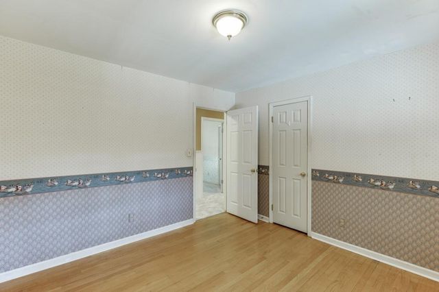 1301 Renee Drive SW, Lilburn, GA 30047