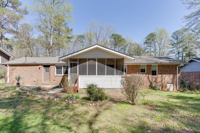 1301 Renee Drive SW, Lilburn, GA 30047