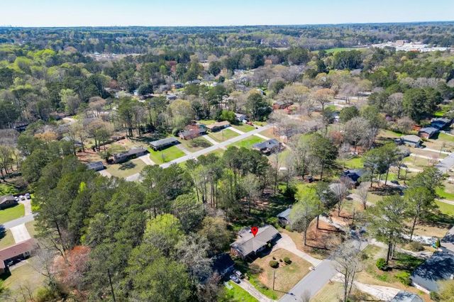 1301 Renee Drive SW, Lilburn, GA 30047