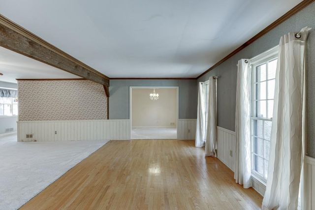 1301 Renee Drive SW, Lilburn, GA 30047