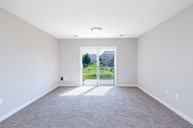 197 79th Street, West Des Moines, IA 50266