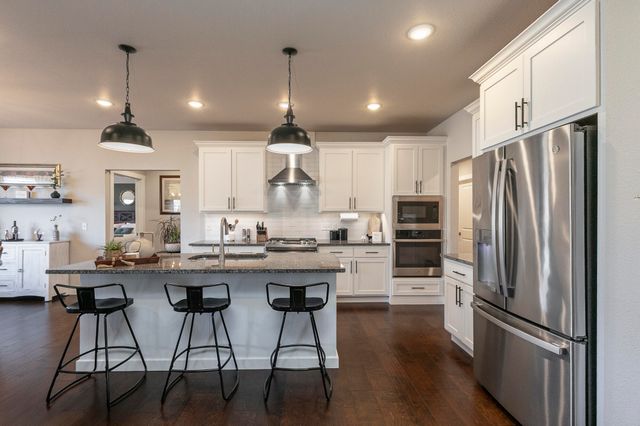 4749 E Rutherford Street, Springfield, MO 65802