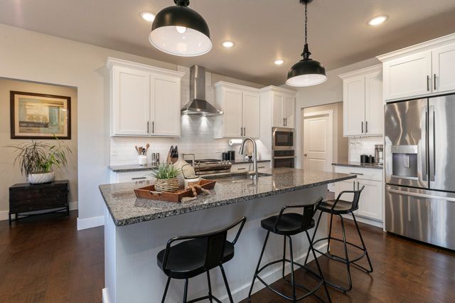 4749 E Rutherford Street, Springfield, MO 65802