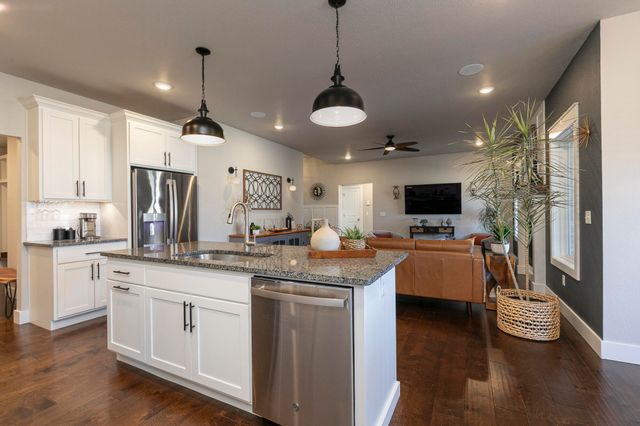 4749 E Rutherford Street, Springfield, MO 65802