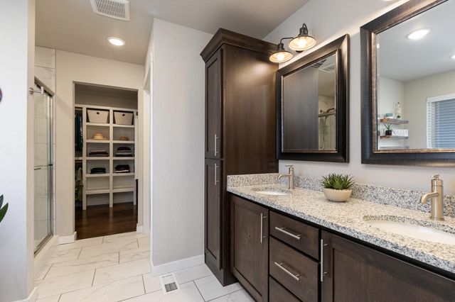 4749 E Rutherford Street, Springfield, MO 65802