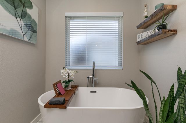 4749 E Rutherford Street, Springfield, MO 65802