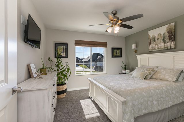 4749 E Rutherford Street, Springfield, MO 65802