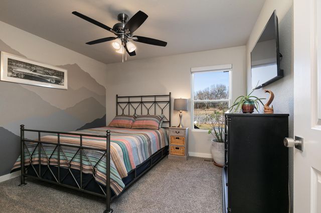 4749 E Rutherford Street, Springfield, MO 65802