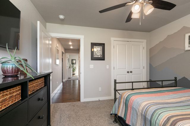 4749 E Rutherford Street, Springfield, MO 65802