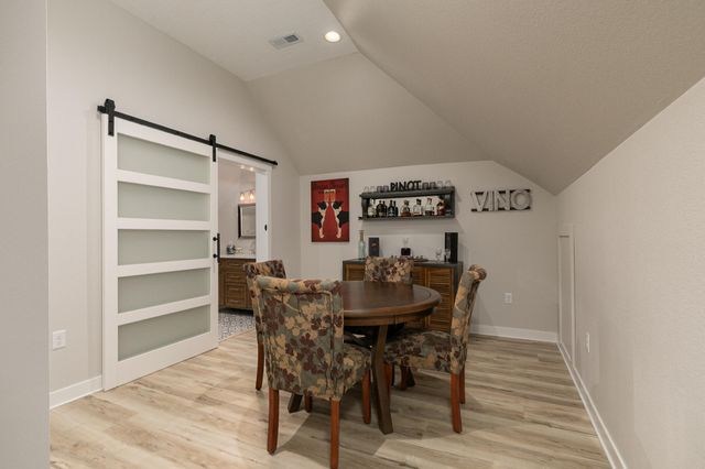 4749 E Rutherford Street, Springfield, MO 65802