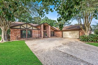 8019 Rebawood Drive, Humble, TX 77346