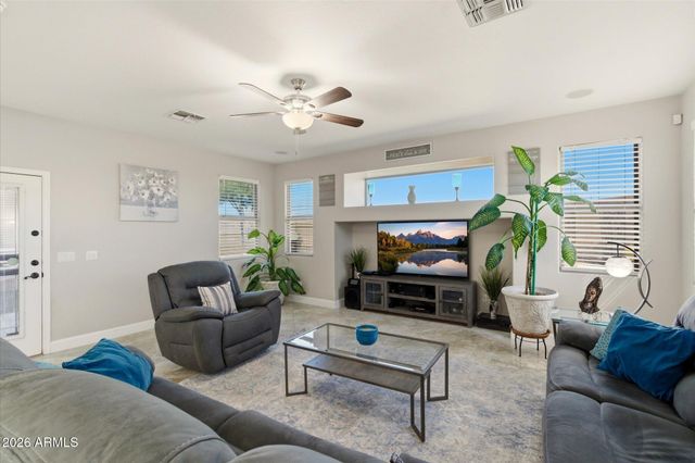 22250 W ASHLEIGH MARIE Drive, Buckeye, AZ 85326