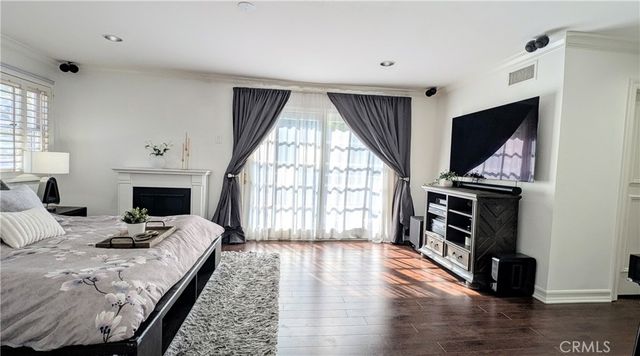 20224 Chapter, Woodland Hills, CA 91364