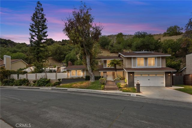 20224 Chapter, Woodland Hills, CA 91364