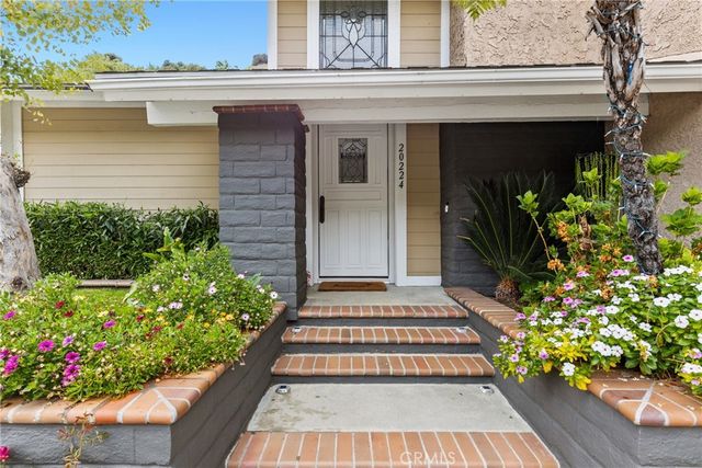 20224 Chapter, Woodland Hills, CA 91364