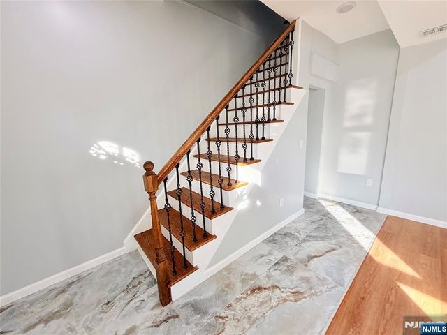 13 Roosevelt Avenue A, Lodi, NJ 07644