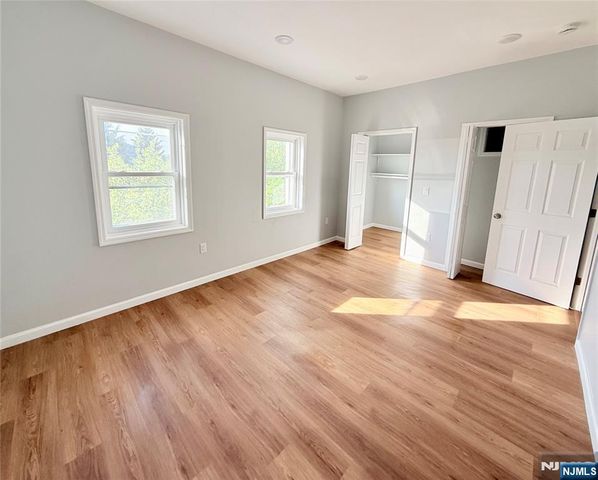 13 Roosevelt Avenue A, Lodi, NJ 07644