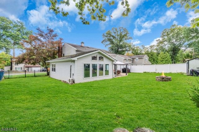 34 Salrit Ave, Waldwick Boro, NJ 07463