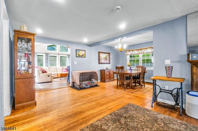 34 Salrit Ave, Waldwick Boro, NJ 07463