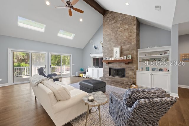 3 Craven Pl, Hilton Head Island, SC 29928