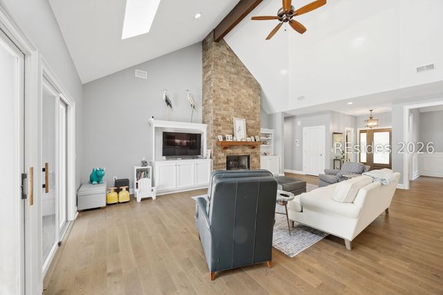 3 Craven Pl, Hilton Head Island, SC 29928