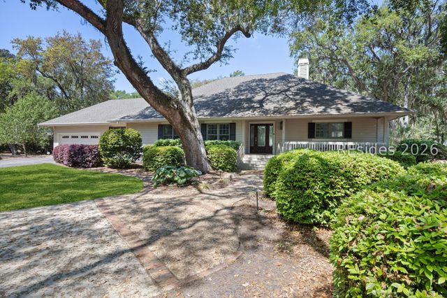 3 Craven Pl, Hilton Head Island, SC 29928