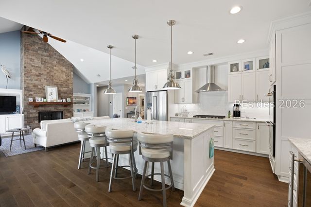 3 Craven Pl, Hilton Head Island, SC 29928