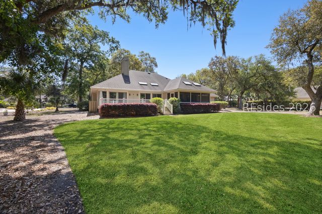 3 Craven Pl, Hilton Head Island, SC 29928