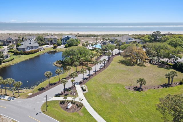 3 Craven Pl, Hilton Head Island, SC 29928