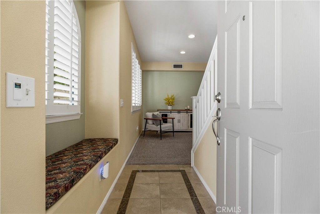 27660 Elk Ridge, Castaic, CA 91384 — photo 4