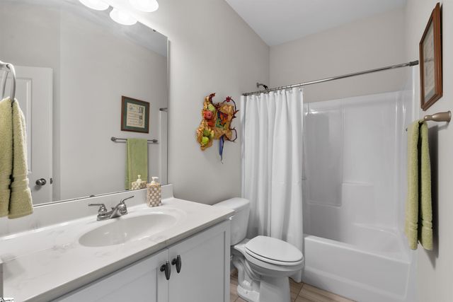 130 Preston Ridge Drive, Seneca, SC 29672
