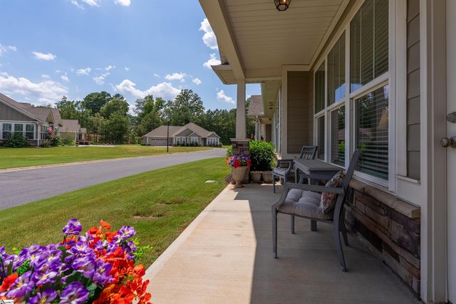 130 Preston Ridge Drive, Seneca, SC 29672
