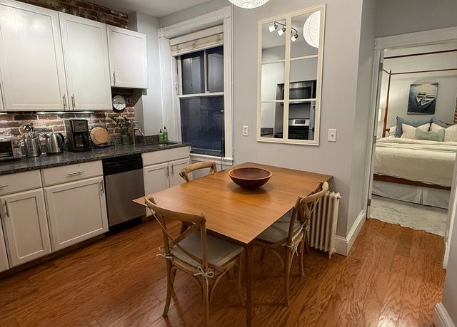 59 Myrtle 3, Boston, MA 02114