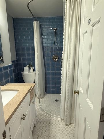 59 Myrtle 3, Boston, MA 02114