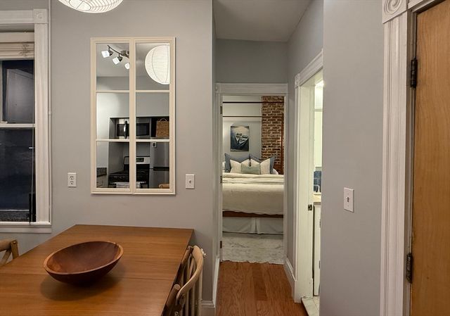 59 Myrtle 3, Boston, MA 02114