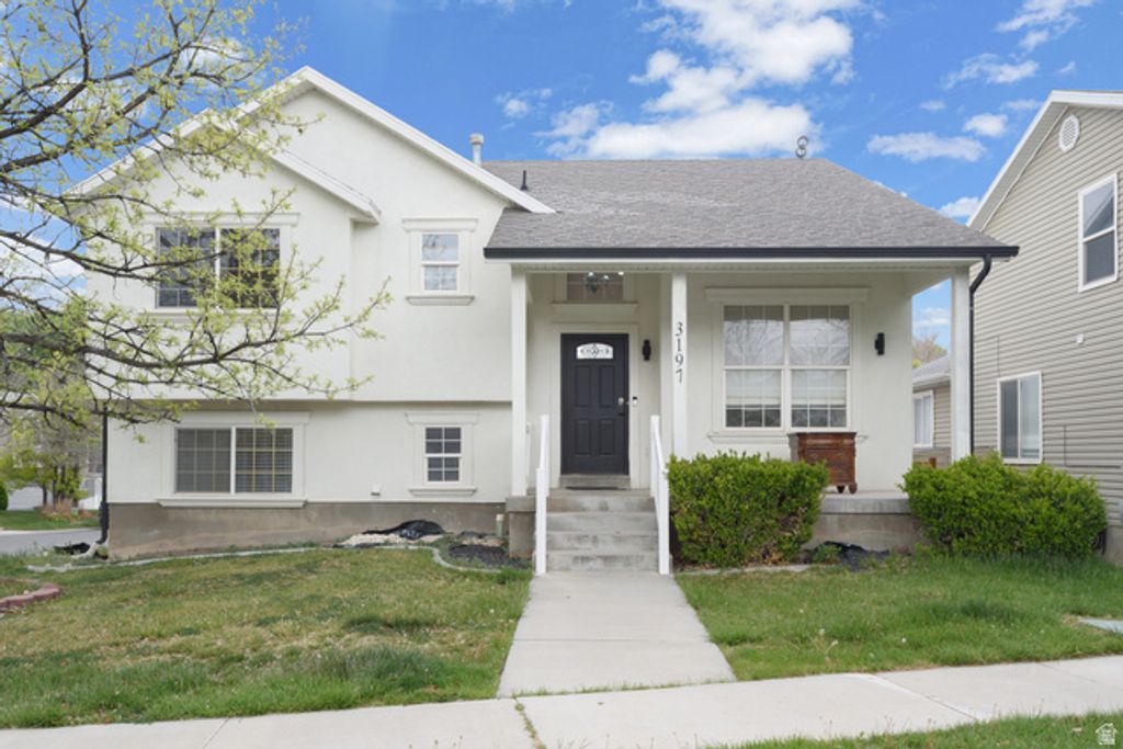 3197 E SNOWY OWL RD, Eagle Mountain, UT 84005