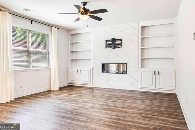 191 Park Chase Lane, Dallas, GA 30132