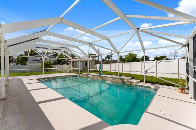 6530 NW Omega Road, Port St. Lucie, Port St Lucie, FL 34983