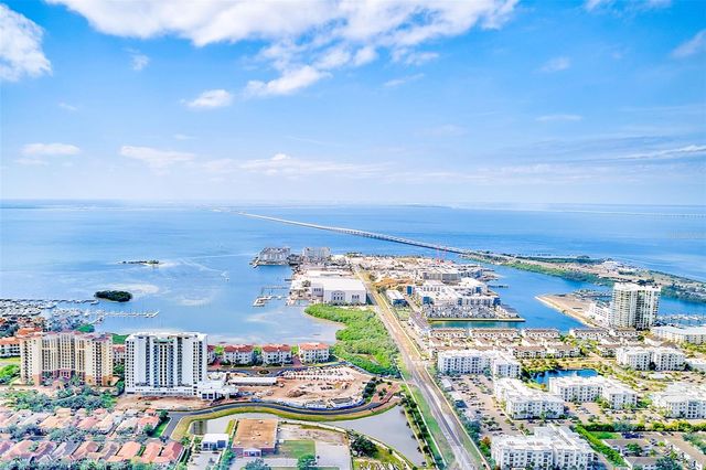 4703 W WALLACE AVENUE, Tampa, FL 33611