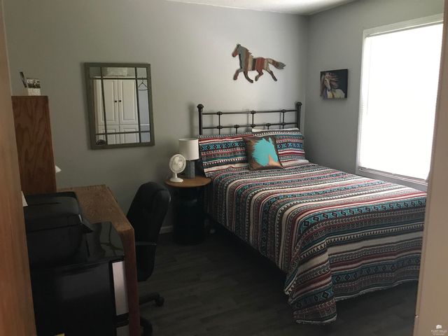 2501 CandleCrest Circle, Manhattan, KS 66503